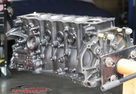 блок цилиндров 2JZ
